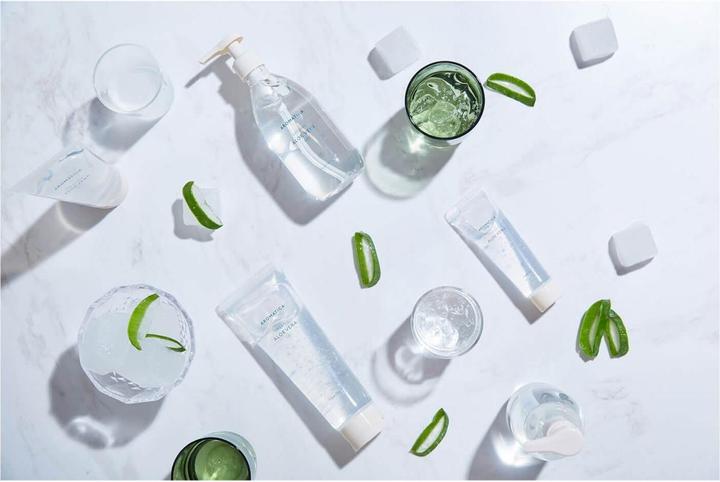 Actual product image Aromatica Organic Aloe Vera (300 ml, Face gel)