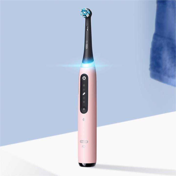 Actual product image Oral-B iO 5 + Sensitive (Oscillating toothbrush)