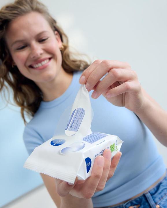 Produktbild NIVEA Reinigungstücher 3in1 Erfrischend Multipack 6 x 25 Stück (Reinigungstücher)