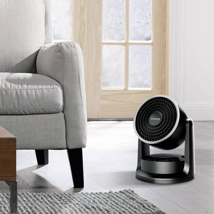 Image du produit Honeywell HHF565BE4 (1600 W)