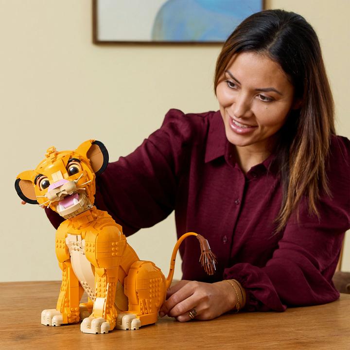 Produktbild LEGO Simba, Der junge König der Löwen (43247, LEGO Disney)