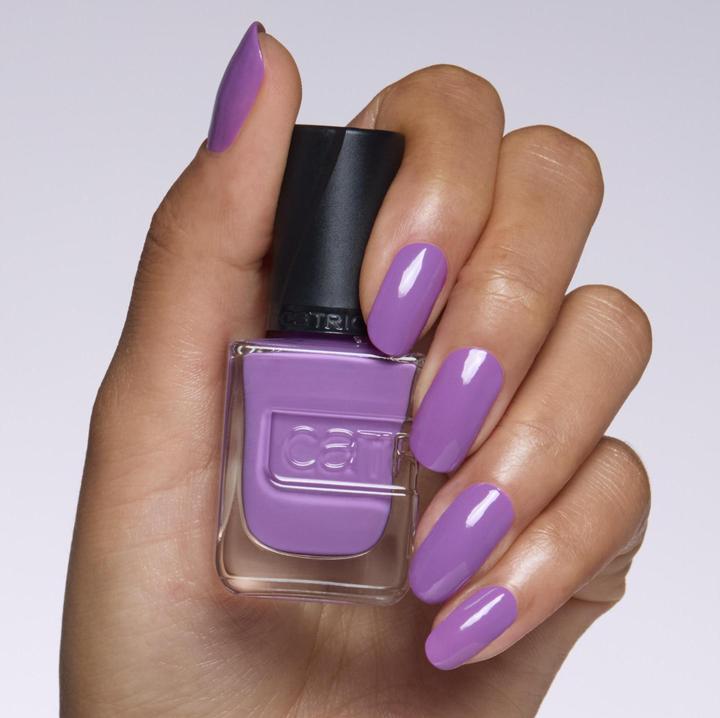 Actual product image Catrice Gel Affair Nail Lacquer No. 024 Violet Long-Lasting (024 Grape Minds Think Alike, Gel-Effect Nail Polish)