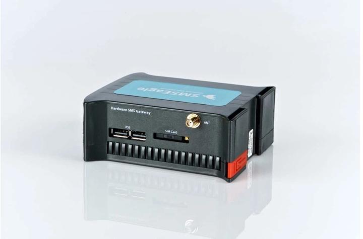 Actual product image SMSeagle NXS-9700-4G SMS Gateway Rev. 3