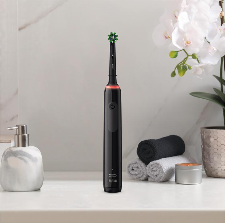 Actual product image Oral-B Pro 3 3900 (Oscillating toothbrush)