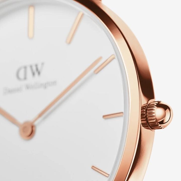 Actual product image Daniel Wellington Classic Petite St. Mawes (Analogue wristwatch, 32 mm)