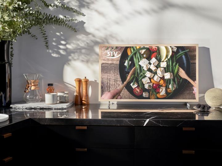 Actual product image Samsung QE32LS03T The Frame 4.0 (32", QLED, Full HD, 2020)