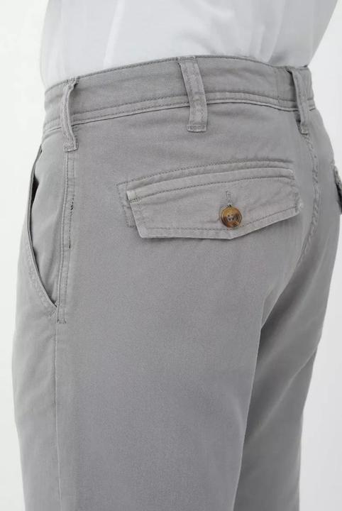 Actual product image Universal Textiles Chino (48)