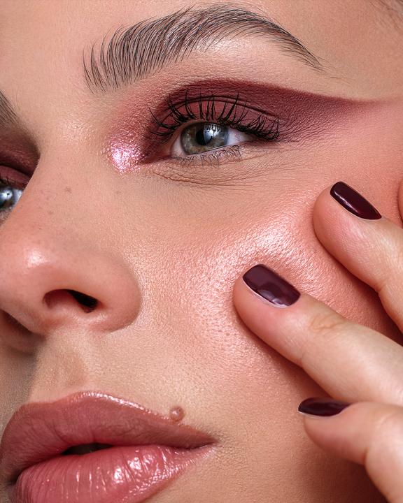 Actual product image Catrice Plumping Lip Liner (Starring Role)