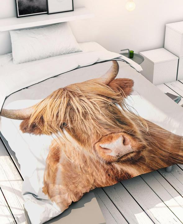 Produktbild Juniqe Highland Cow - Kühe (Bettwäsche Set, 160 x 210 cm, 50 x 70 cm)