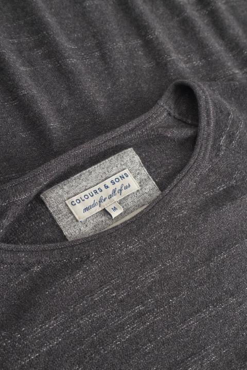 Actual product image Colours & Sons Roundneck slub jumper (M)