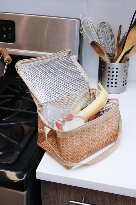 Produktbild Kikkerland Wicker Food Box