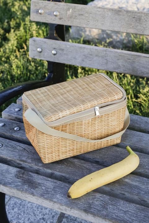 Produktbild Kikkerland Wicker Food Box