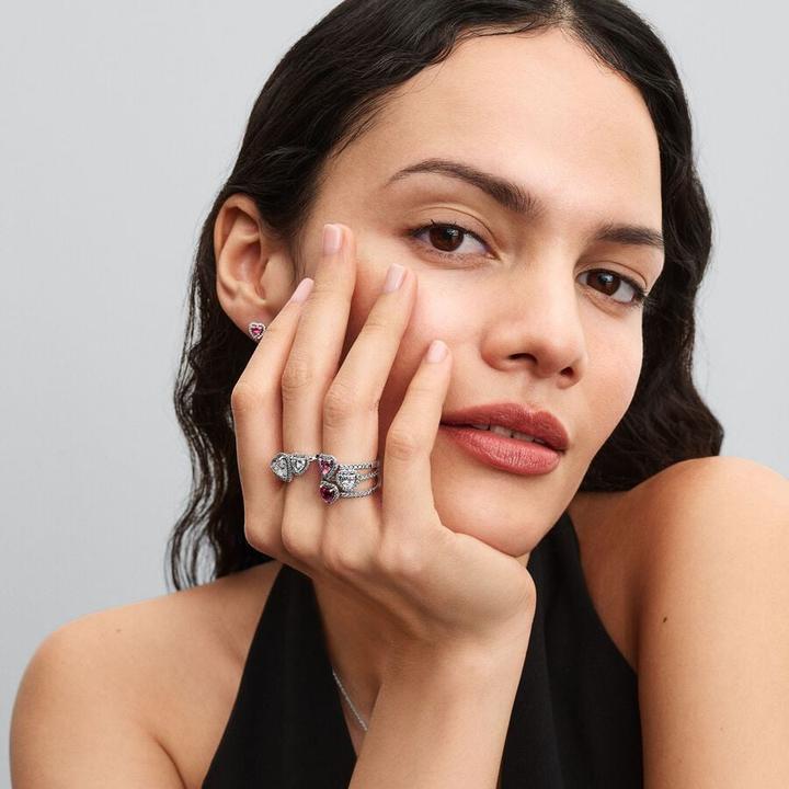 Produktbild Pandora Rosa erhöhte Herzkette (45, 925 Silber)