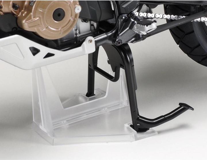 Actual product image Tamiya 1/6 Honda CRF 1000L Africa Twin