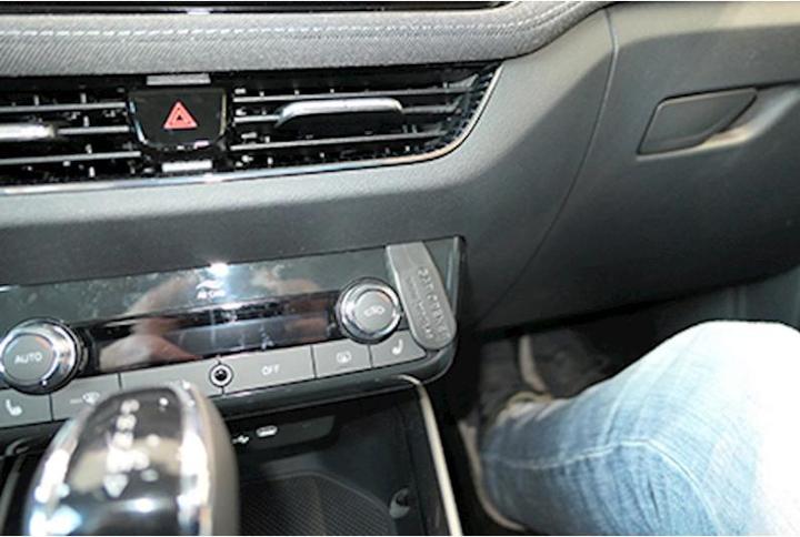 Immagine prodotto Brodit 855760 Supporto auto Skoda Fabia 22-