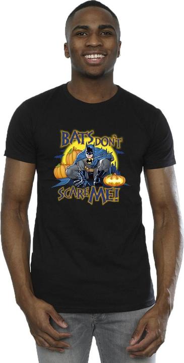 Actual product image Mens Batman Bats Don't Scare Me T-Shirt (M)
