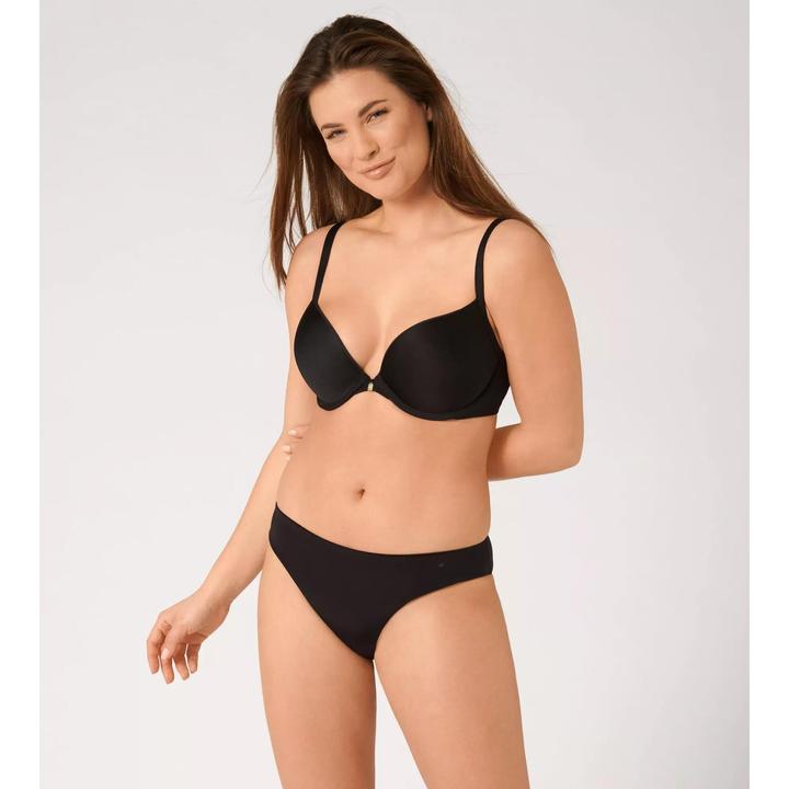 Actual product image Triumph Slip "Body Make-Up Essentials (38, Single pack)