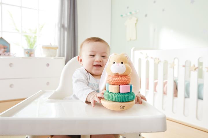 Produktbild Hape Stapel-Langohrhase