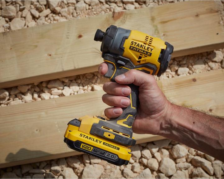 Actual product image Stanley SHOCK DRIVE 18V - V20 170Nm 2x2Ah + BOX SFMCF810D2K (Rechargeable battery operated)