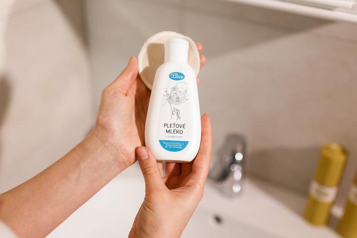 Actual product image Pleva Skin milk with propolis (Body milk)