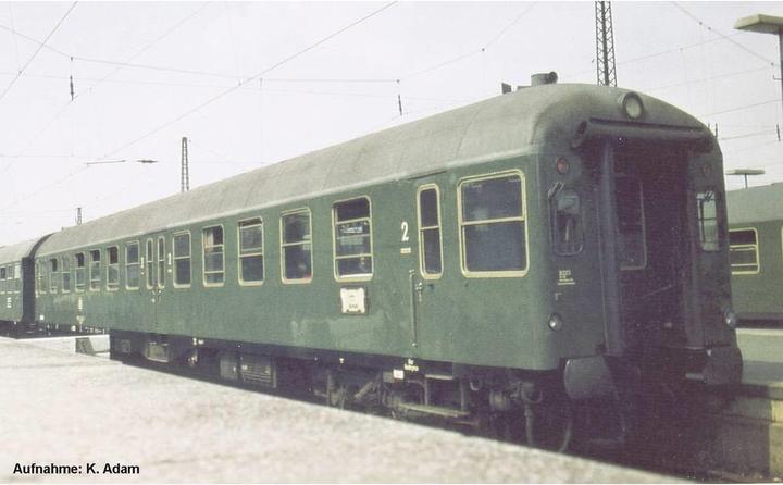 Actual product image Piko H0 59682 H0 center entry car (Track H0)