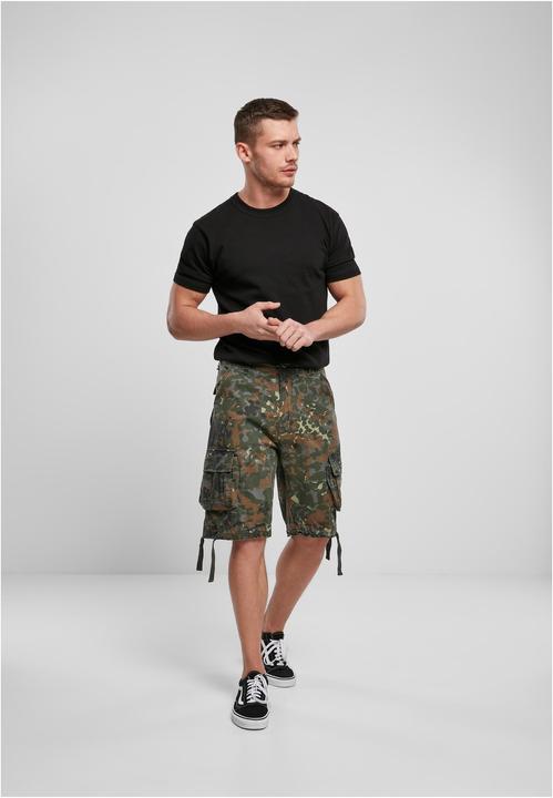 Produktbild Brandit Urban Legend Cargo Shorts (6XL)