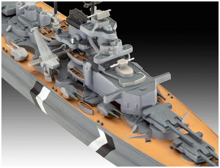 Actual product image Revell First Diorama Set - Bismarck Battle