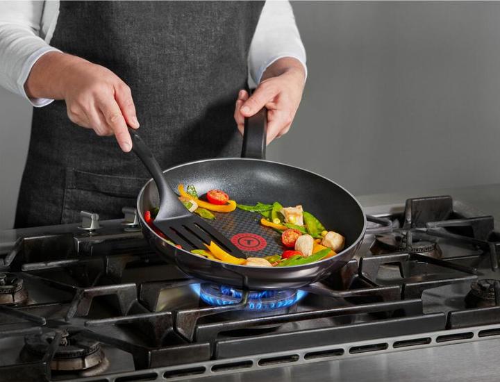 Immagine prodotto Tefal Resist (24 cm, Padella per friggere, Alluminio)