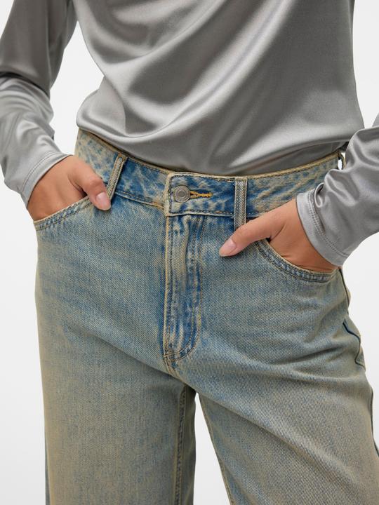 Image du produit Vero Moda VMREMY Mid Rise Weiter Beinschnitt Jeans Weit geschnitten (W28/L34)