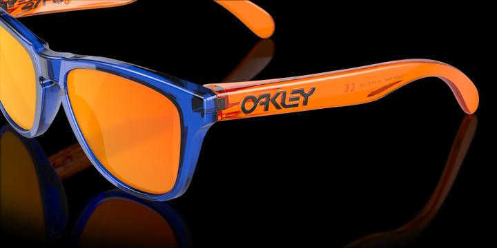Actual product image Oakley Frogskins XXS
