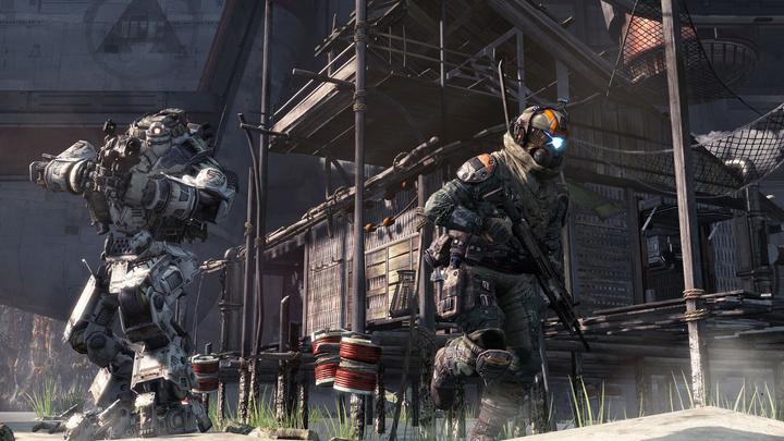 Immagine prodotto EA Games TitanFall (Xbox One S)
