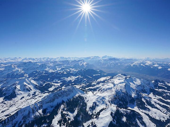 Produktbild Smartbox 1 Exkursion im Heissluftballon für eine Person quer durch die Alpen (1 Pers.)