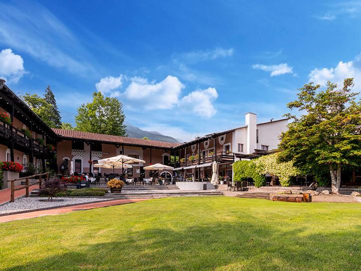 Produktbild Smartbox Zauberhafter Aufenthalt im Tessin mit Pool und Dinner für 2 Personen (2 Pers.)