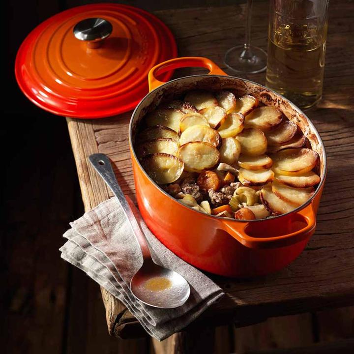 Produktbild Le Creuset Bräter Signature 35 cm oval Deep Teal 8,9 L (Bräter + Schmortopf, Gusseisen)