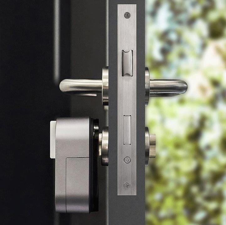 Actual product image VisorTech Door lock drive with PIN code, fingerprint sensor, Bluetooth, App (Smartphone)