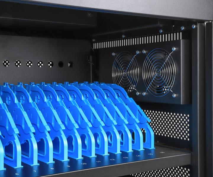 Actual product image Manhattan Charging cabinet on castors with 32 sockets