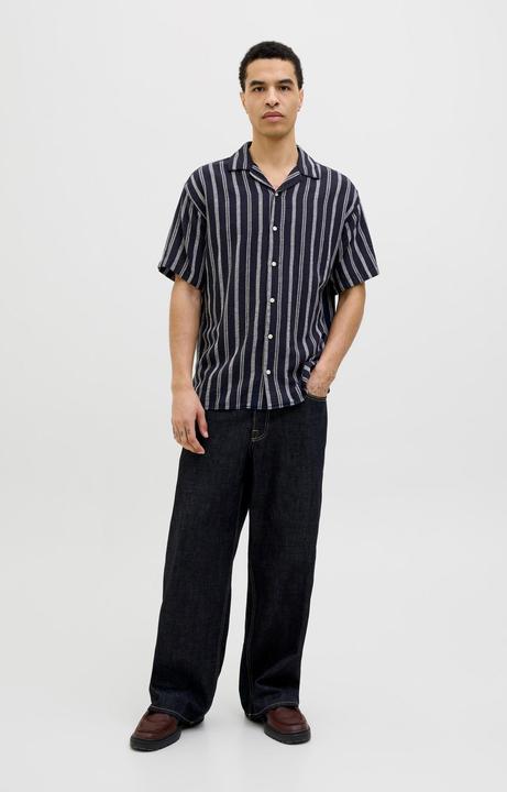 Actual product image Jack & Jones Jjeenzo Stripe Resort Shirt Ss Sn (XS)