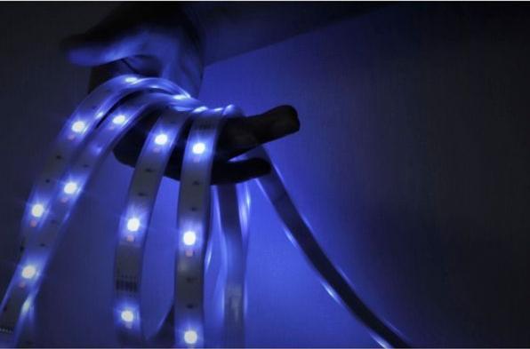 Immagine prodotto Nordic Smartlight Momenti di lampadina - Striscia LED intelligente impermeabile 5M RGBW (Multicolore, Bianco caldo, 500 cm, Interno, Esterno)