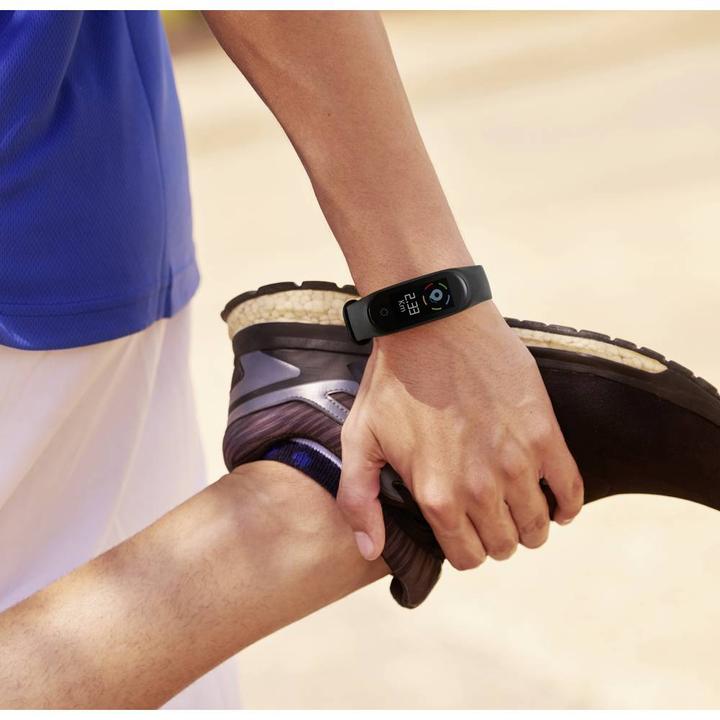 Produktbild Technaxx TX-HR6 2,44 cm (0.96" ) Activity Tracker Armband Schwarz IP67 (18.90 mm)
