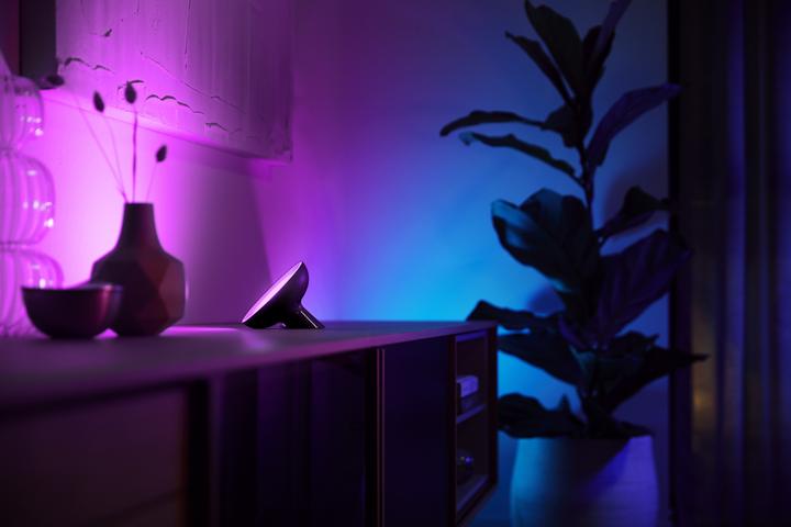 Actual product image Philips Hue Bloom Base BT (500 lm)