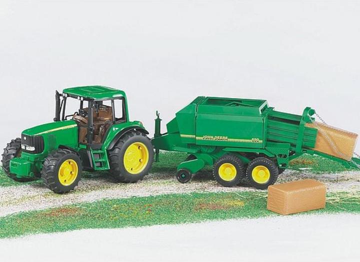 Produktbild Bruder John Deere Grossballenpresse