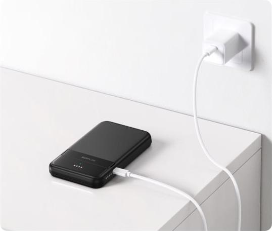 Image du produit EcoFlow Banque d'énergie magnétique RAPID, 5000mAh, (noir). (5000 mAh, 30 W, 5000 Wh)