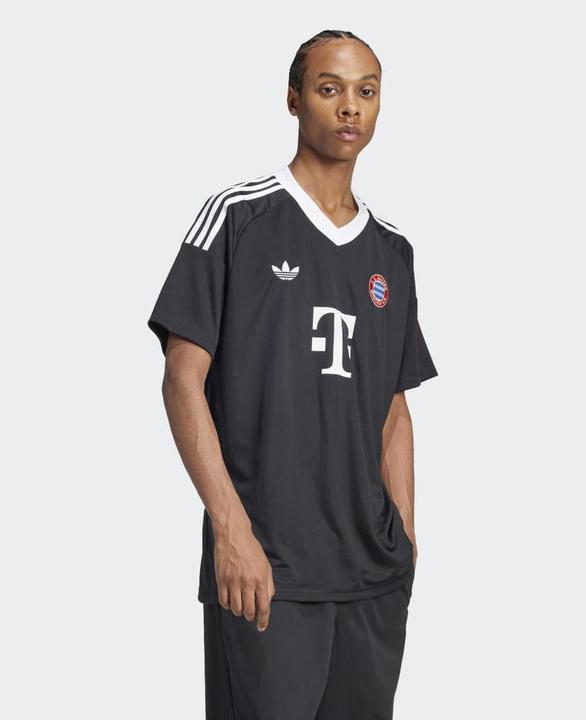 Actual product image adidas FC Bayern Munich Third Goalkeeper Jersey (S)
