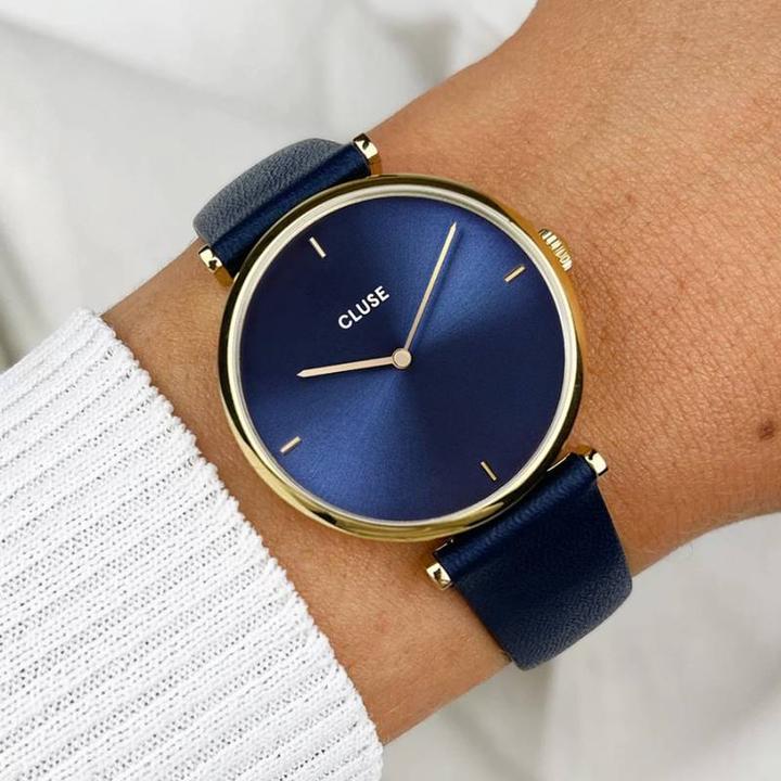 Actual product image Cluse Triomphe Gold (Analogue wristwatch, 33 mm)