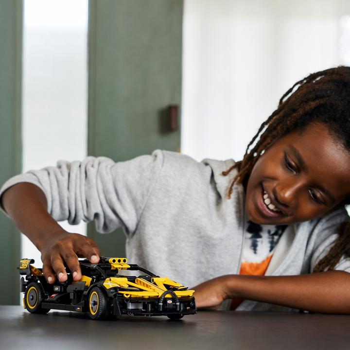 Actual product image LEGO Bugatti Bolide (42151, LEGO Technic)