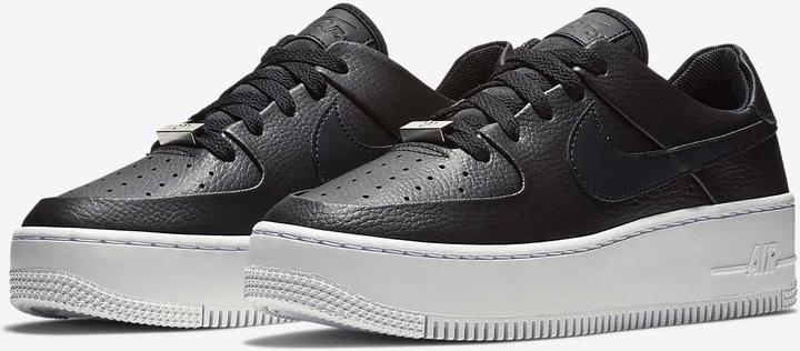 Actual product image Nike Air Force 1 Sage Low (40)