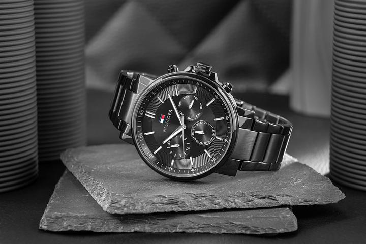 Produktbild Tommy Hilfiger Tyson Herrenuhr 1710590 + BOX