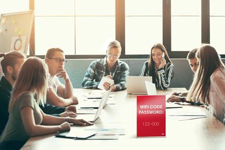 Produktbild Nobo Tischaufsteller Premium Plus Acryl (A4)
