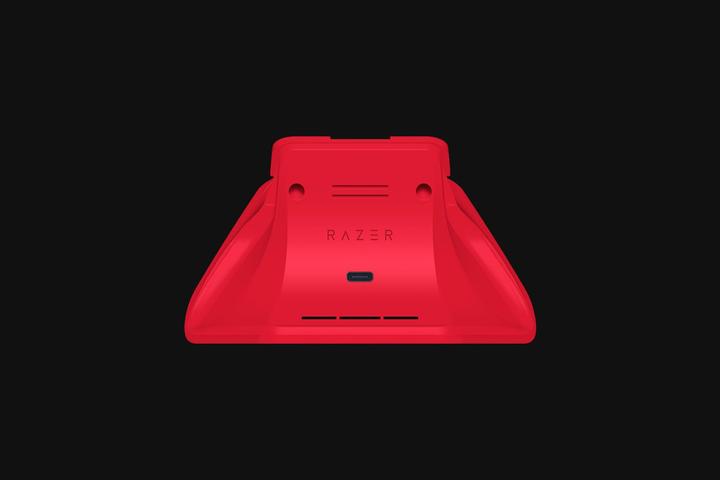 Actual product image Razer Essential Duo Bundle Kaira X for Xbox Charging Stand for Xbox Controller red (Cable)
