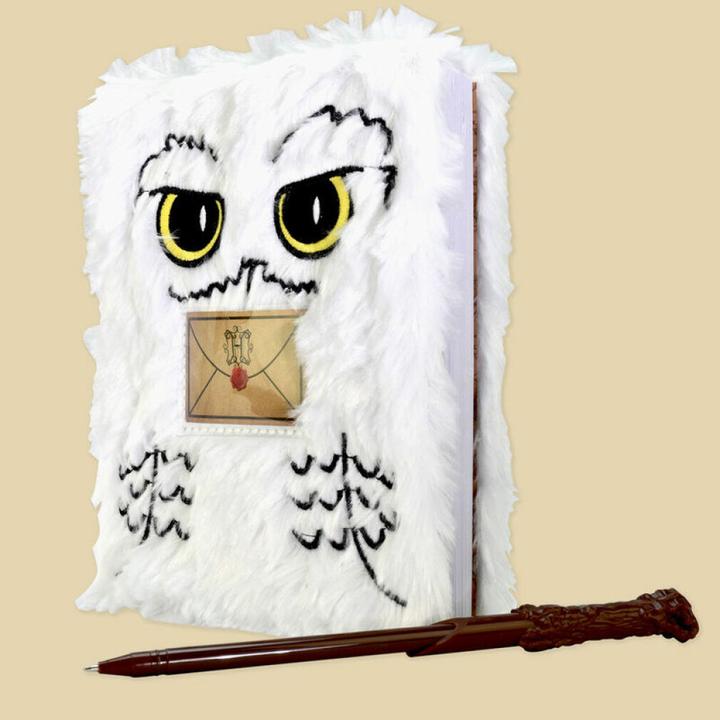 Actual product image Blue Sky Harry Potter: Hedwig Plush A5 Notebook and Pen (A5, Lined)